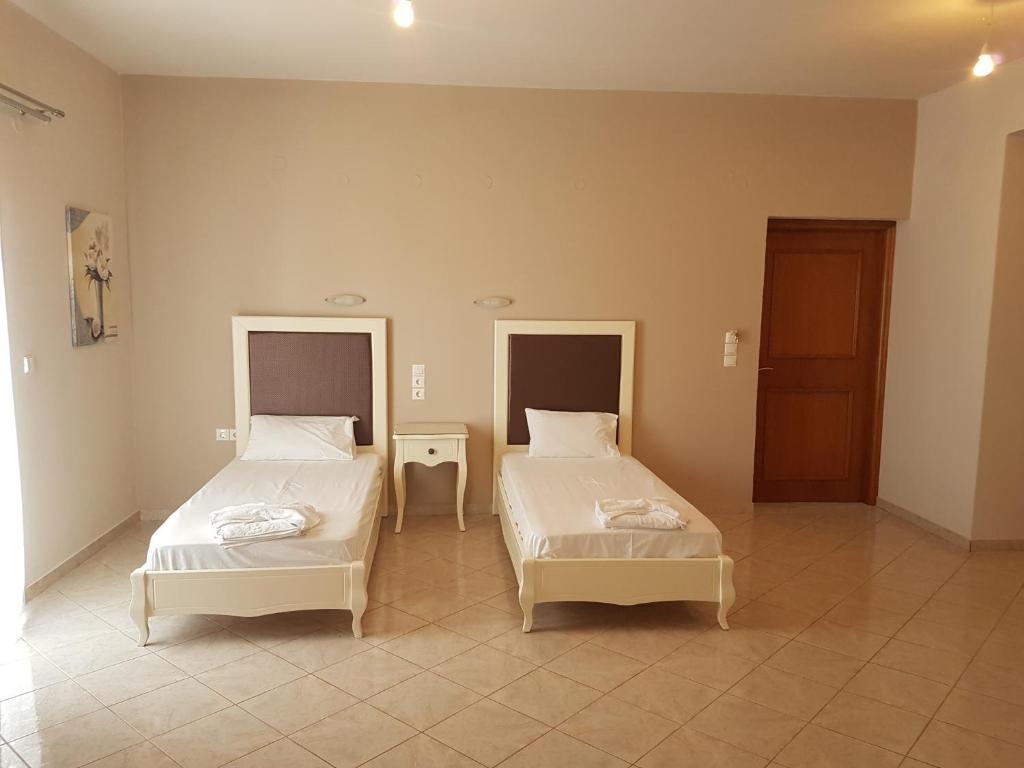 Konstantinos Apartments photo 3