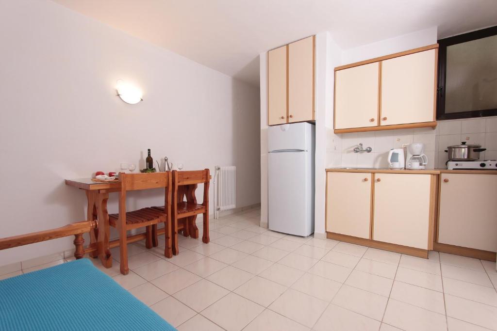Apollon Apartments photo 4
