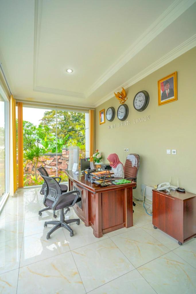 AL Jumeirah Resort Puncak photo 2
