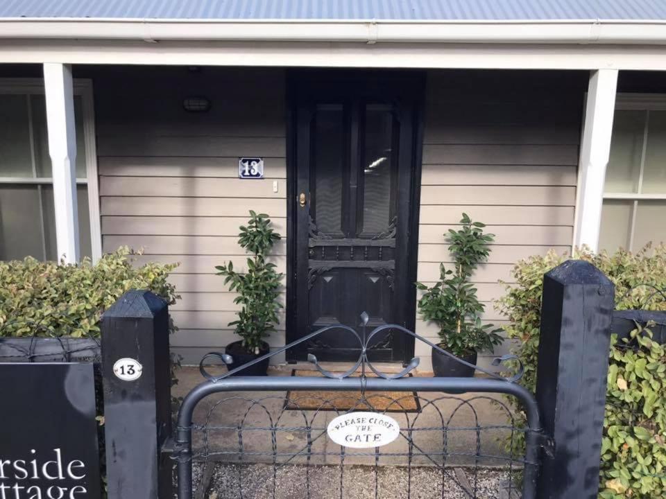 Waterside Cottage photo 1