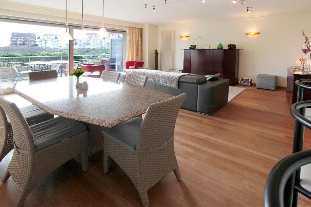 Fairway Apartment photo 2