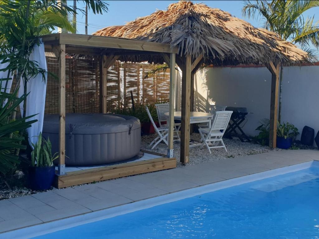 Gite Corossol Martinique piscine privée, photo 4