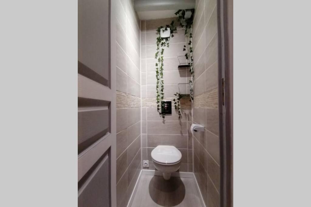 Maison tout équipée! Avec SALLE DE CINÉMA!!! photo 3