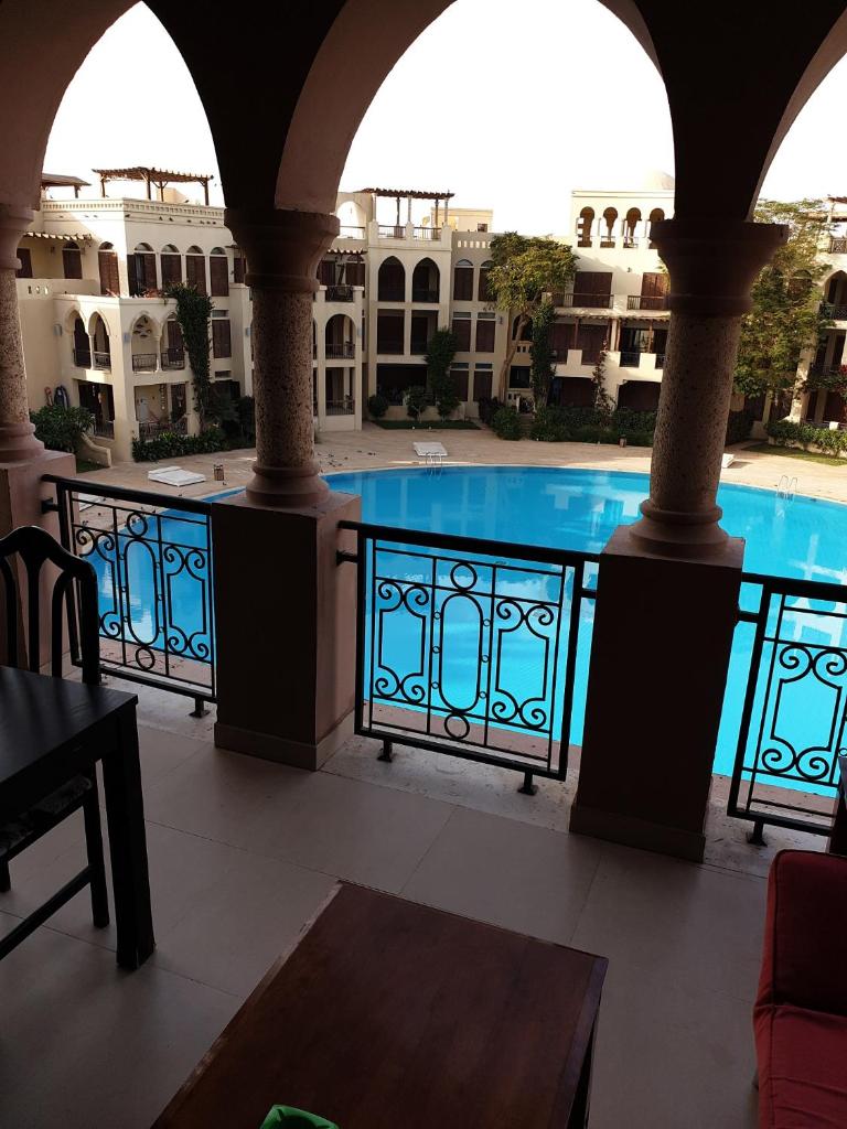 Gorgeous Pool View Apartment - Tala Bay Resort, Aqaba photo 2