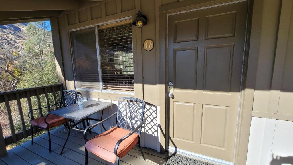 Sequoia Lodge photo 3
