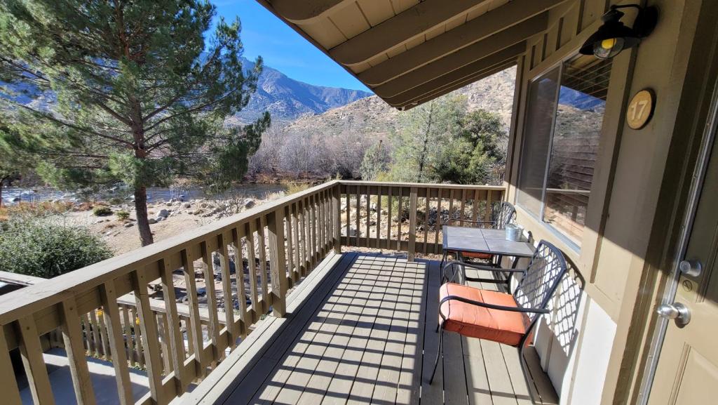 Sequoia Lodge photo 2