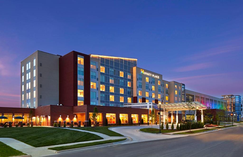 Hyatt Place Lansing-East photo 1