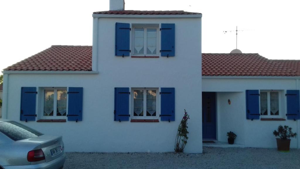 studio lumineux dans la coulée verte à Saint gilles croix de vie photo 4