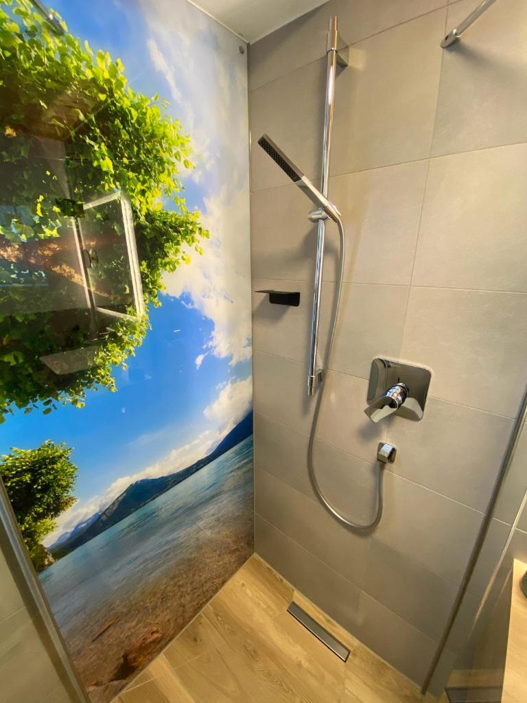 Ferienwohnung mit eigenem Garten und Bergblick photo 1