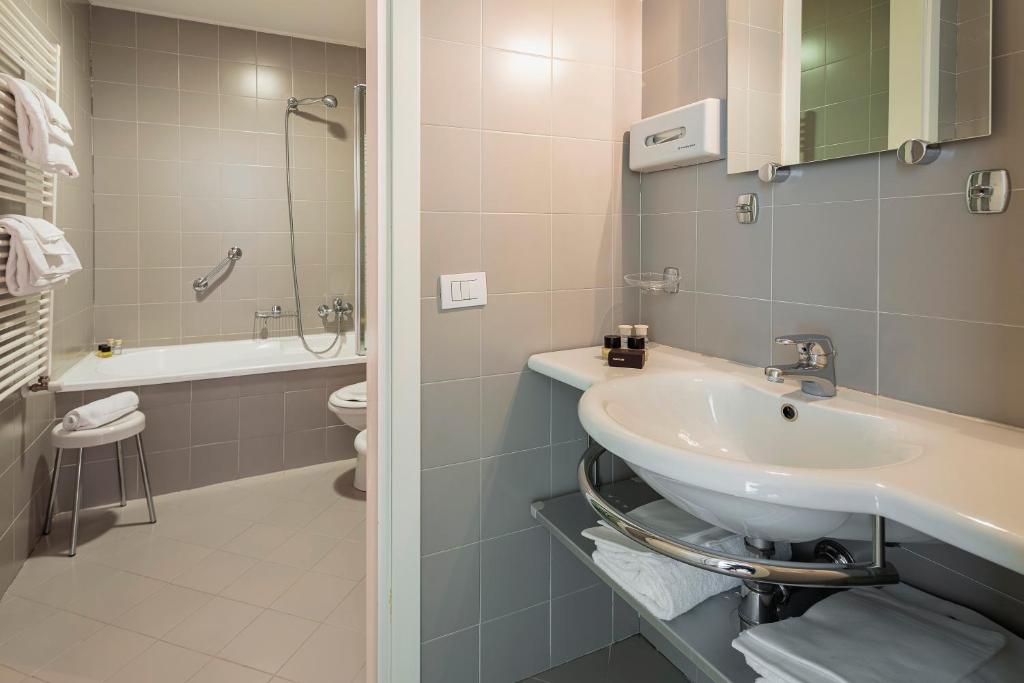 Hotel Marcora & Spa photo 2