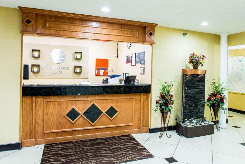 Comfort Inn Columbia -Bush River photo 1