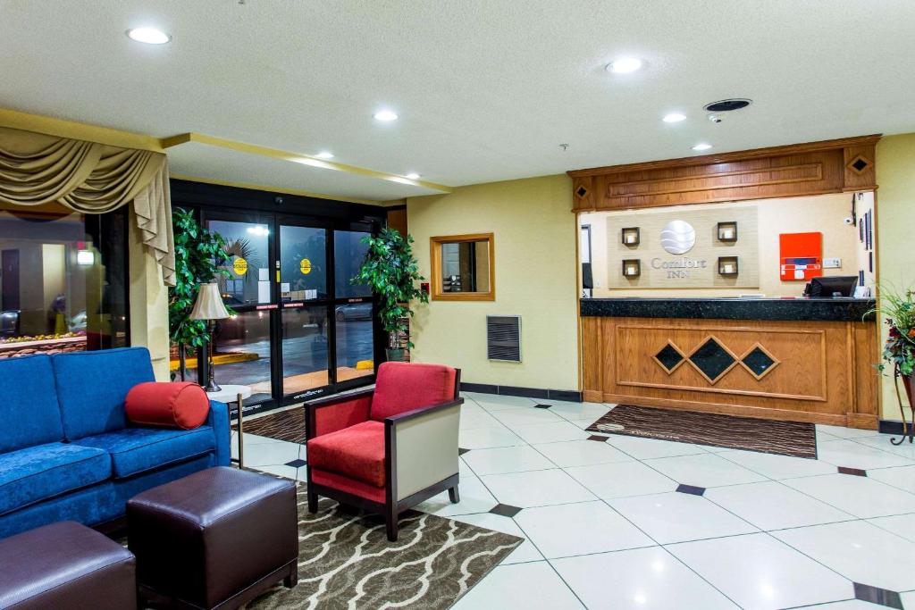 Comfort Inn Columbia -Bush River photo 2