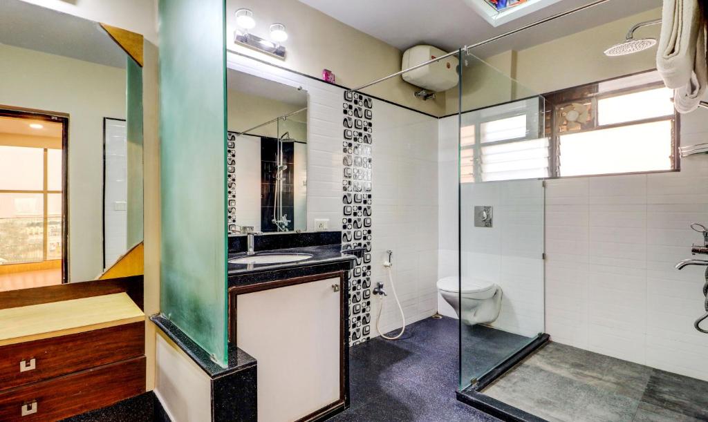 Двухместный ([Sanitized] Standard Double Room), OYO Rooms Salt Lake Sector 3 City Centre 1