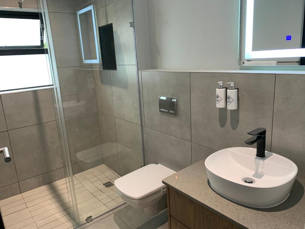 Coral Wood Self Catering Suites and B&B photo 3