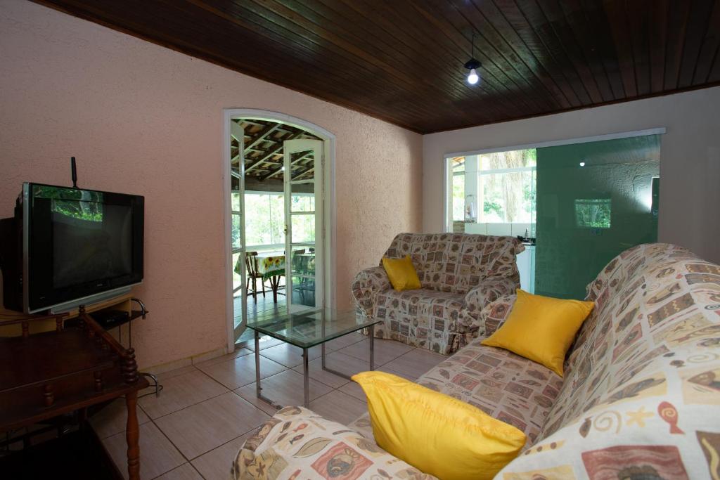 Chácara c piscina churrasqueira e Wi-Fi em Ibiúna photo 3