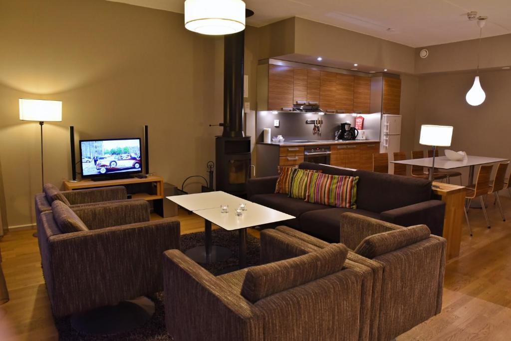 Levi Suites Unna Mànnu photo 2