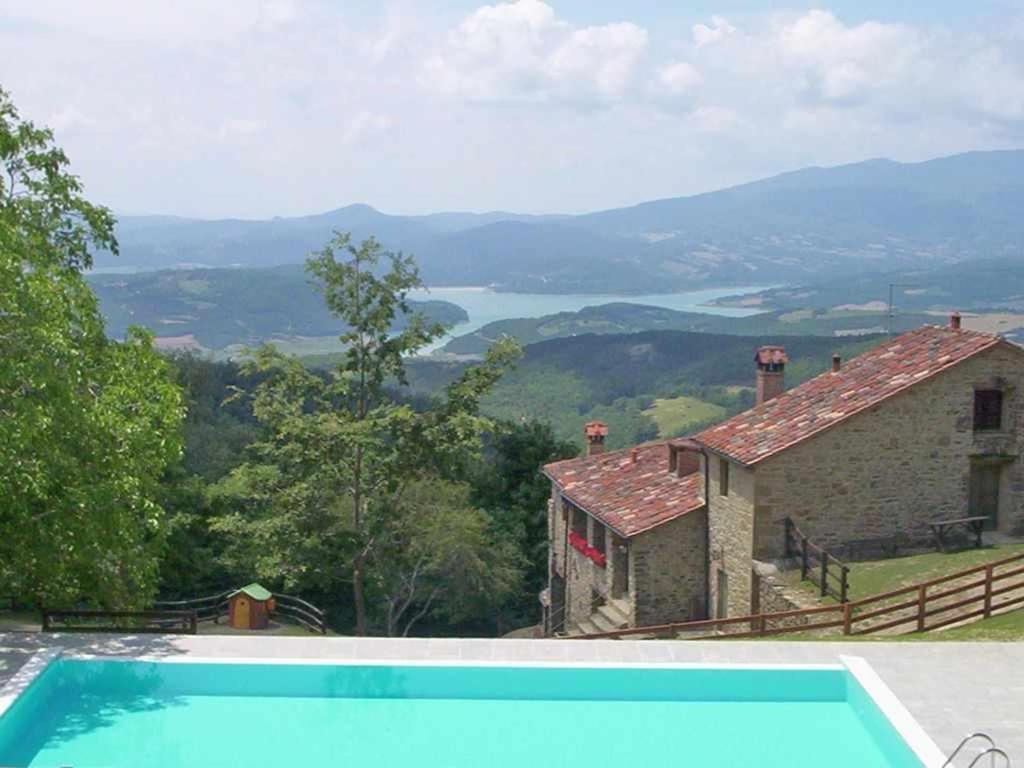 Villa Vallorsaia con piscina privata photo 2