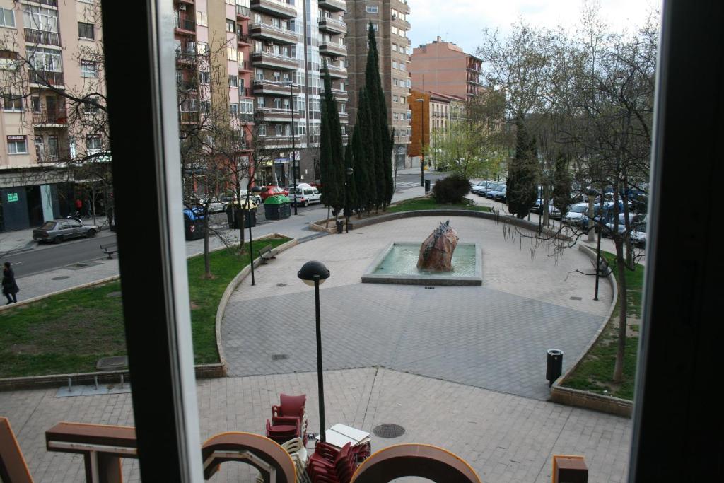 Hostal Puente de Piedra photo 3