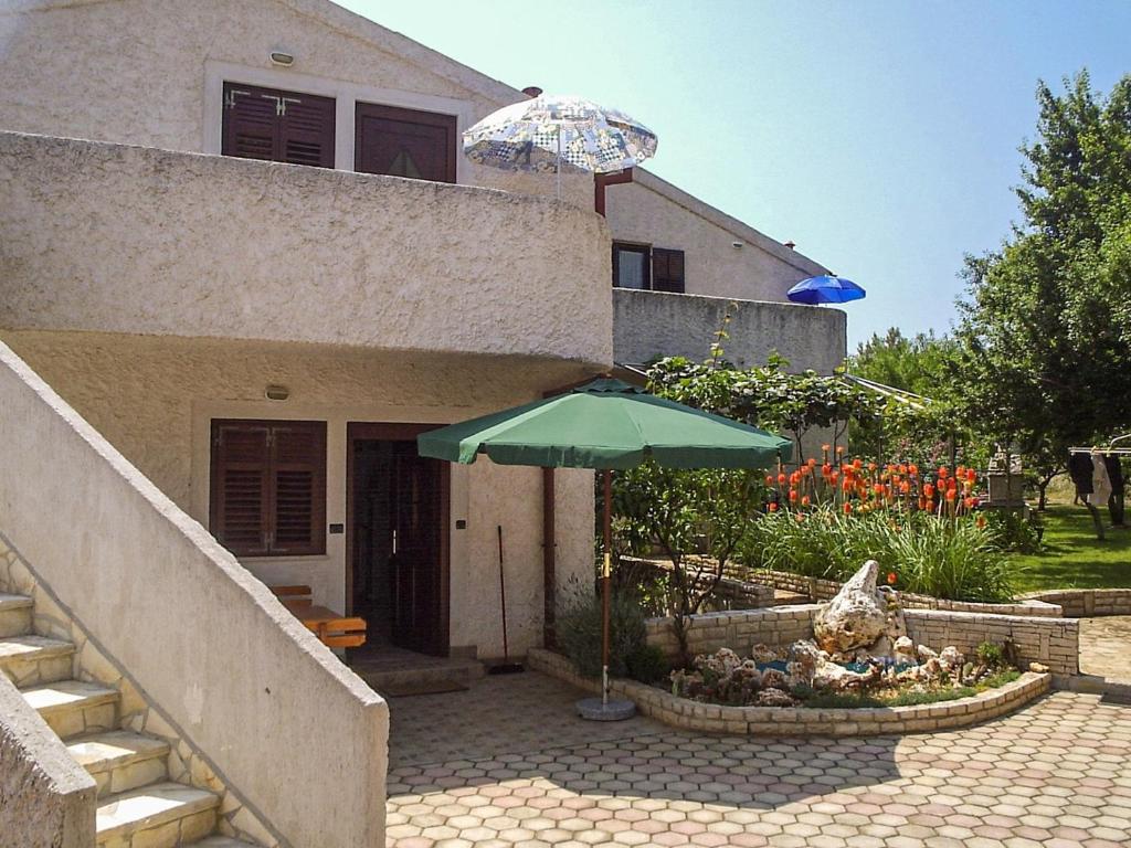 Apartments Biserka in Banjole photo 2