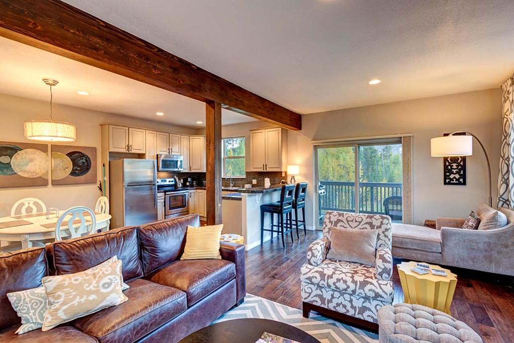 Crossroads Townhome 681B image