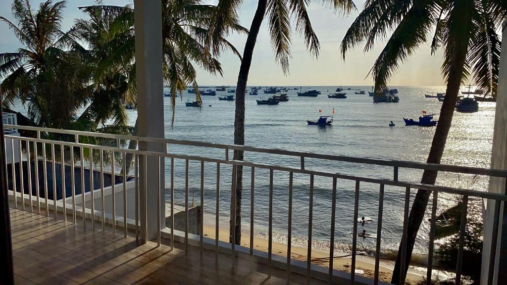 TS Beach House