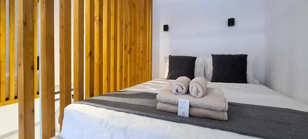 Phaedrus Living Seaside Luxury Flat Athina 123 photo 1