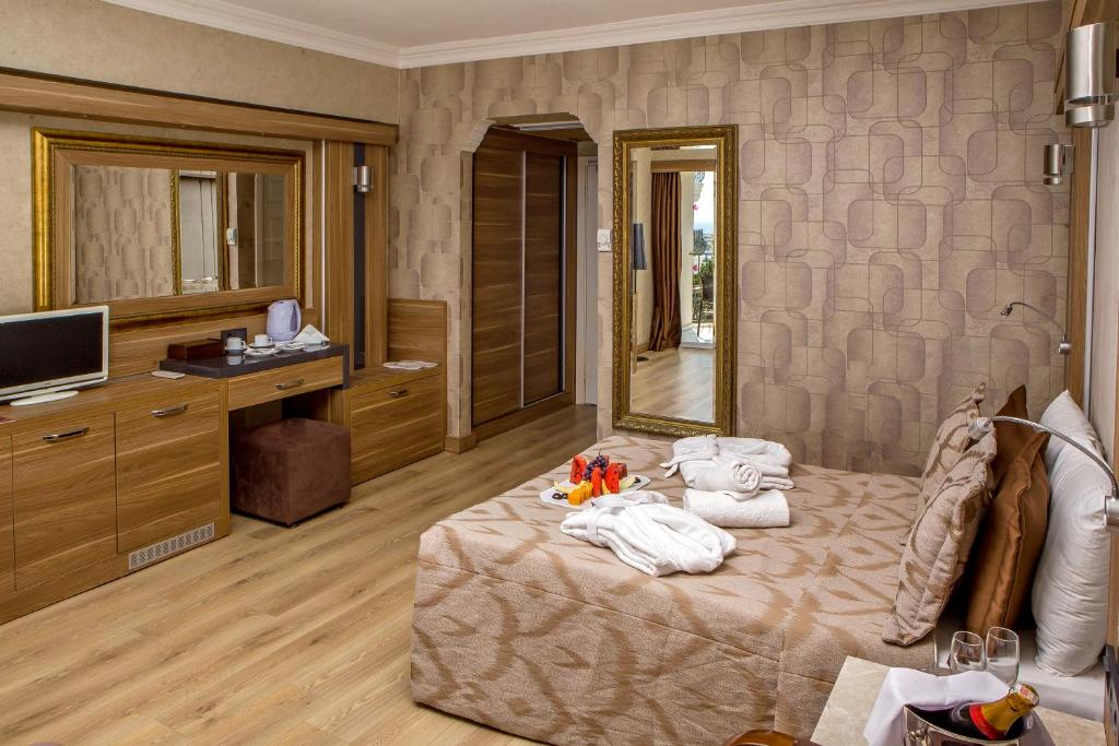 LAUR HOTELS Experience & Elegance photo 4