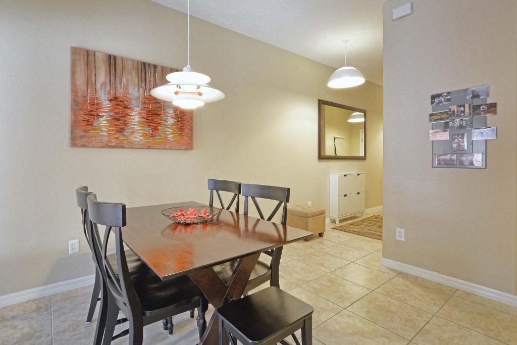 Paradise Palms-4 Bed Townhome w/Splashpool-3035PP photo 1