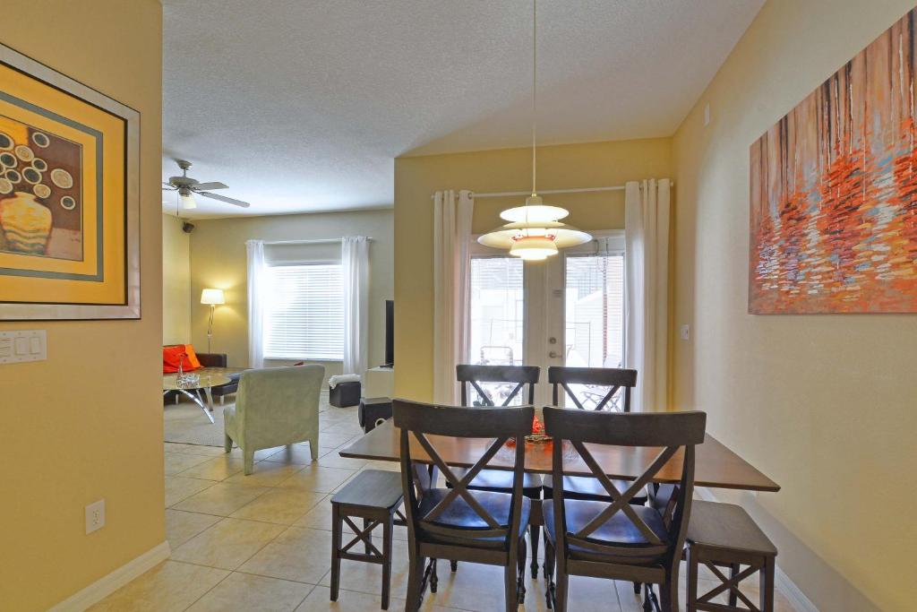 Paradise Palms-4 Bed Townhome w/Splashpool-3035PP photo 3