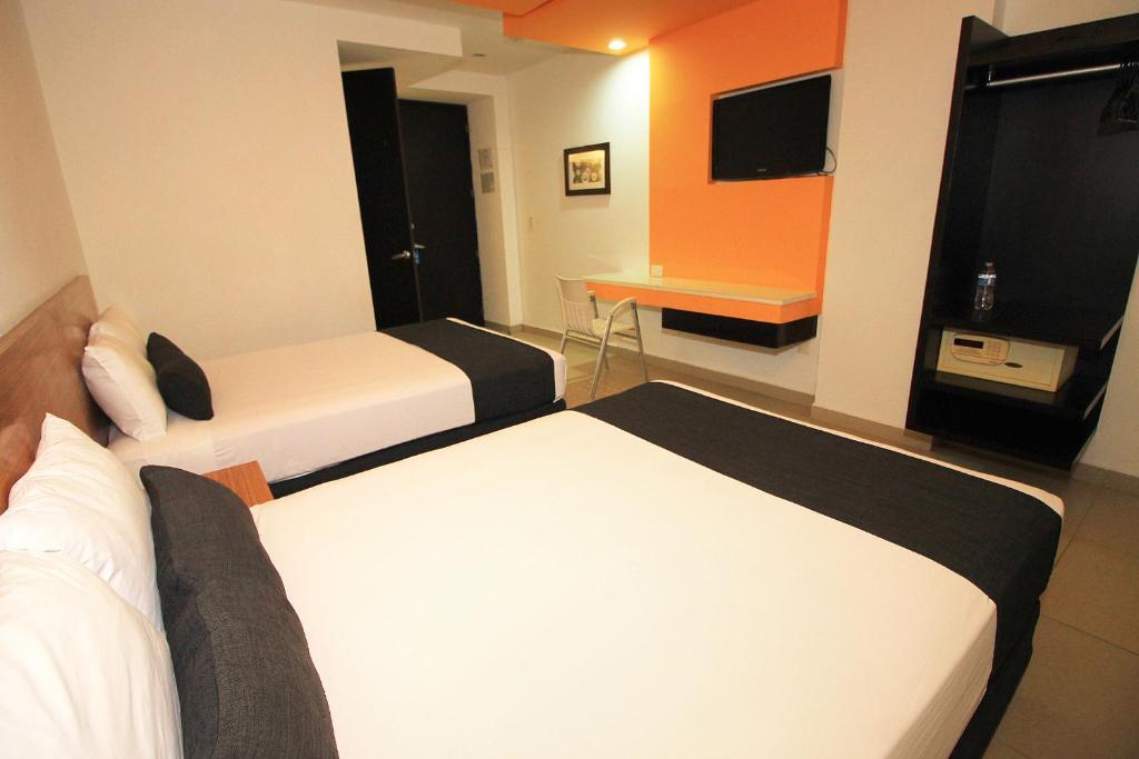 Nu Hotel photo 3