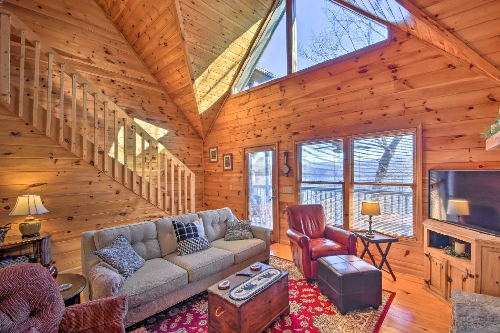 Luxury Mountain Cabin - Panoramic Mountain Views photo 3
