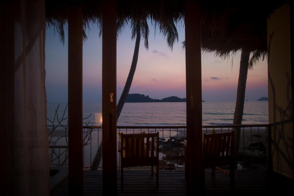 The Nest Private Beach Resort photo 2