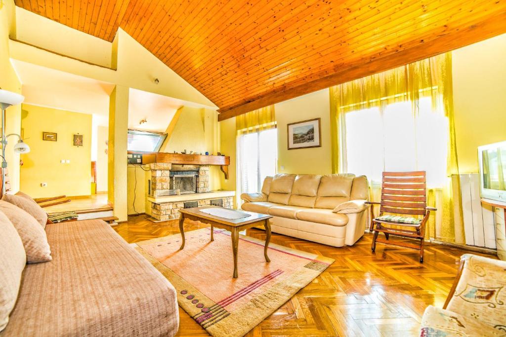 Apartment Belušić photo 4