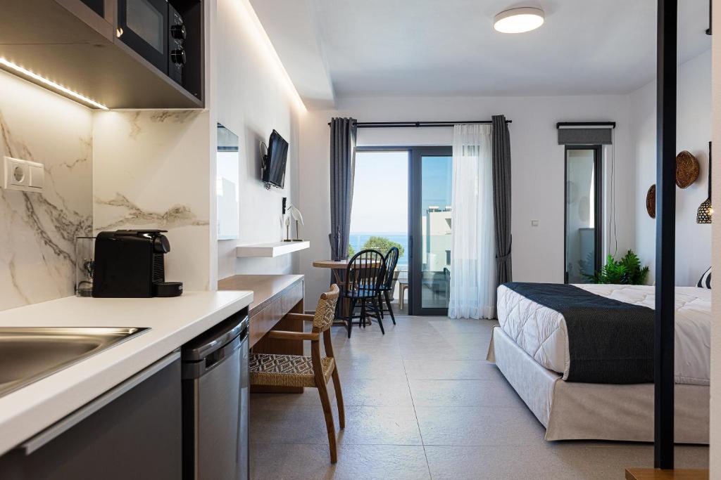Eleven Boutique Suites photo 4