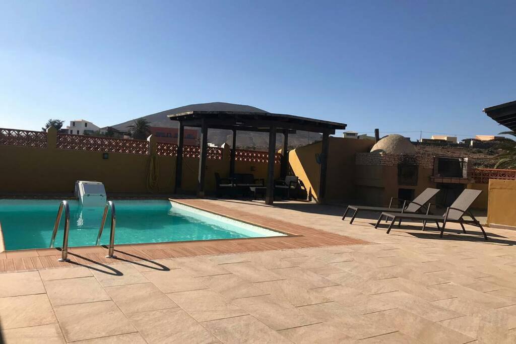 Casa rural con piscina privada Manitaga. photo 1