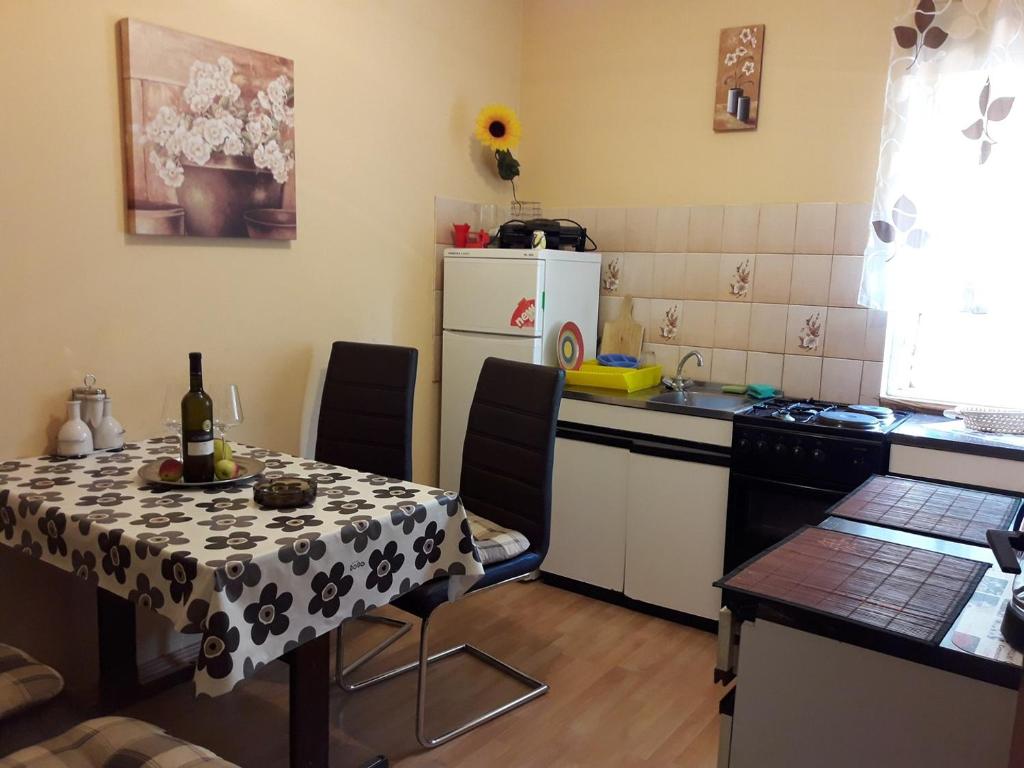 Apartments Luić 4244 photo 3