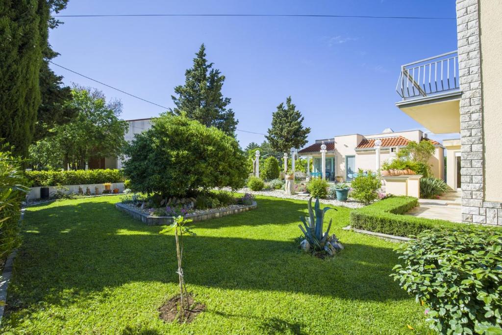 Villa Mary 1425 photo 1