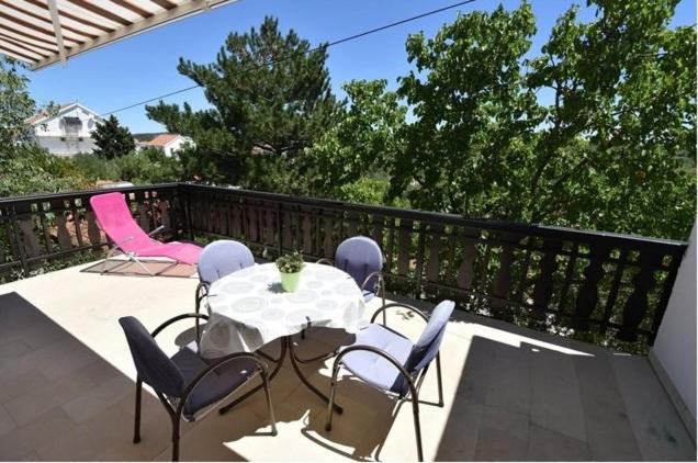 Apartments Carev 1293 photo 4