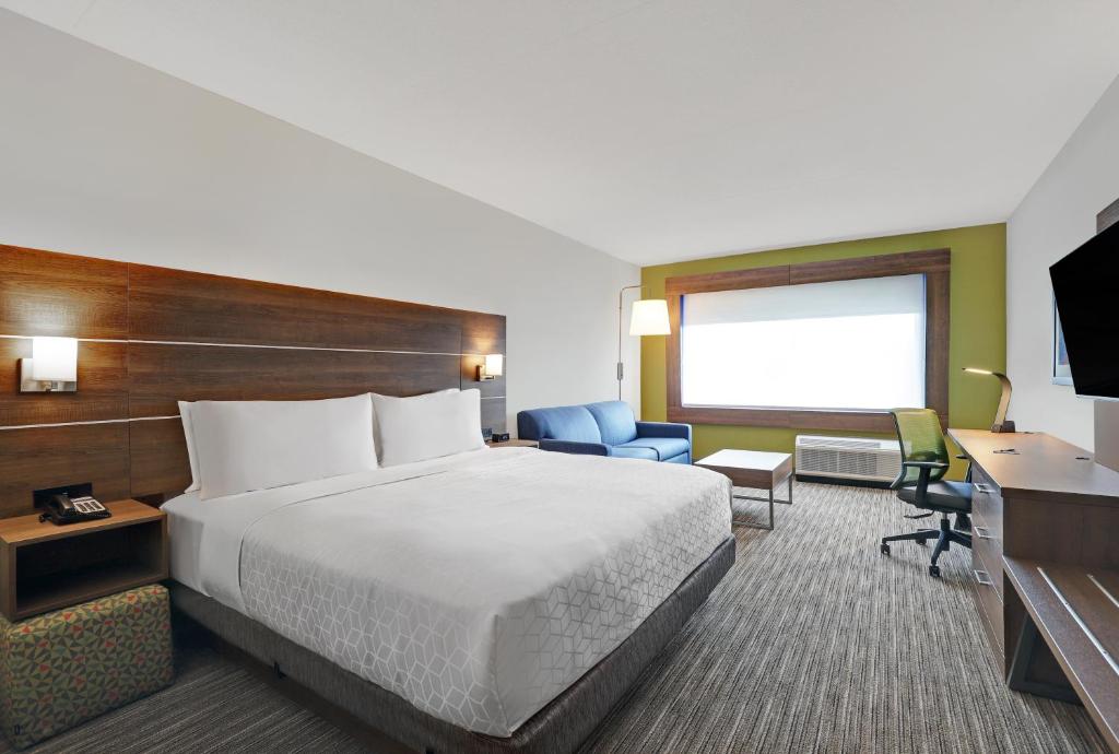 Holiday Inn Express - Kingston West, an IHG Hotel photo 2