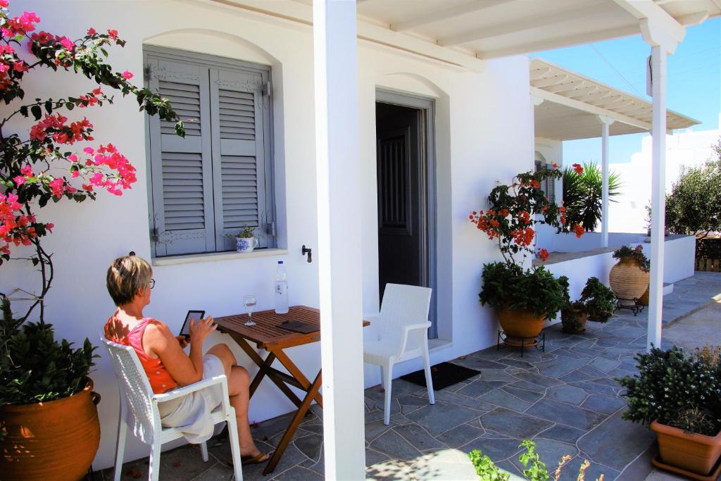 George's Place Sifnos - apartments photo 2
