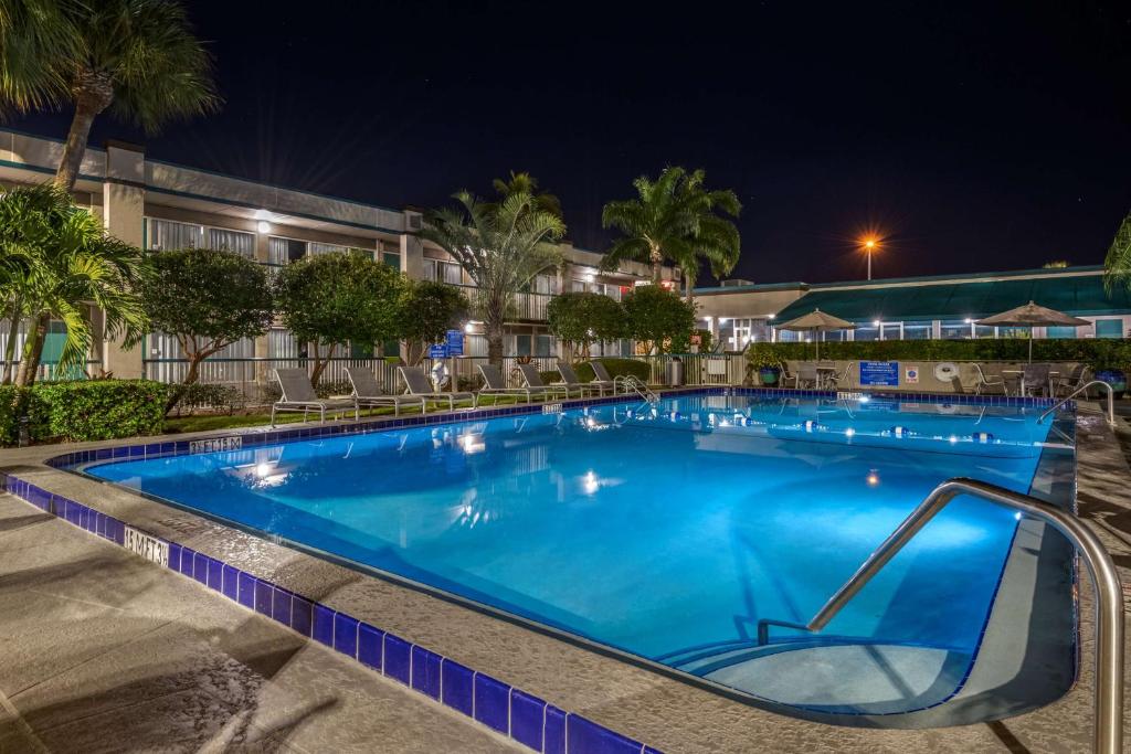 Best Western Downtown Stuart image