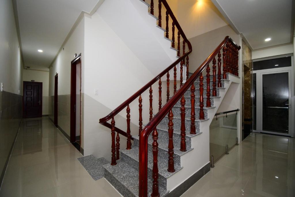 Nhà nghỉ Hùng Hoa