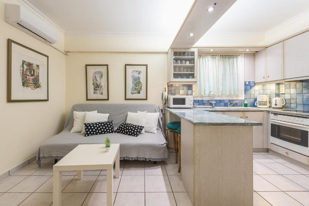 Amazing Apartment Pallini - Near Airport & Metro photo 3
