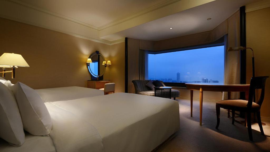 Hotel New Otani Makuhari photo 2