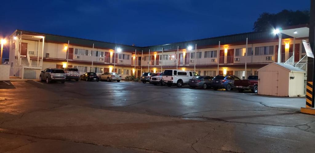 Stagecoach Motel photo 2