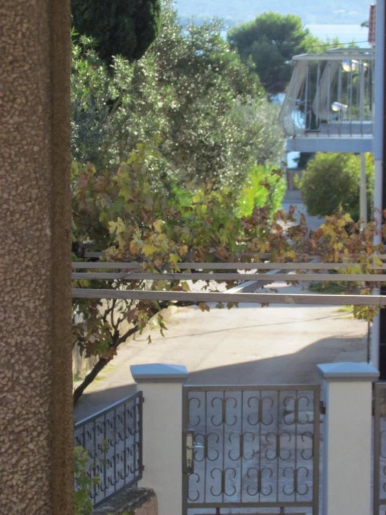 Holiday house Damir photo 4