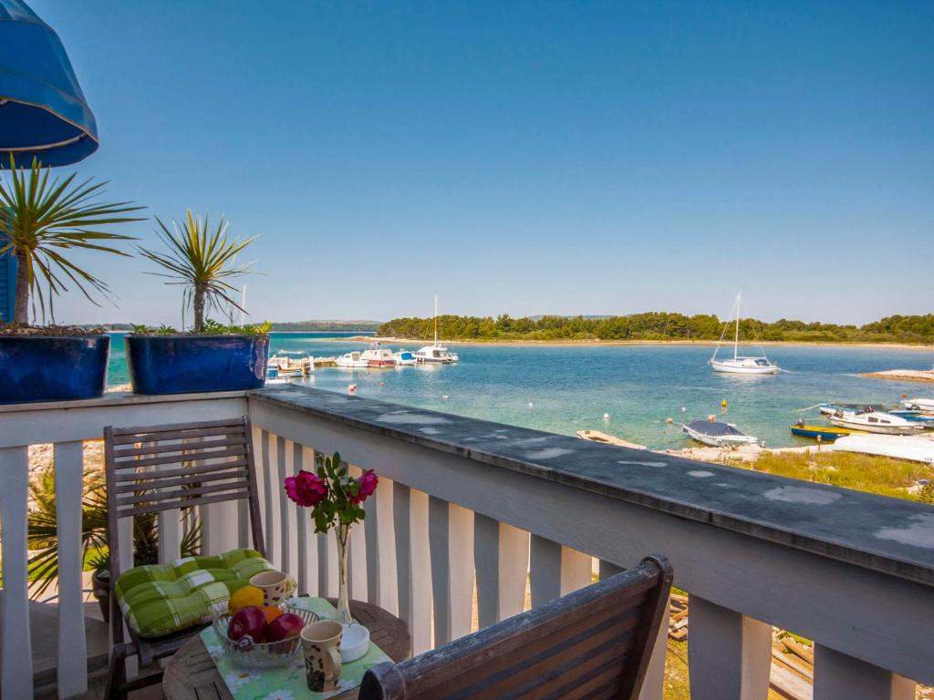 Apartments Grivičić photo 1