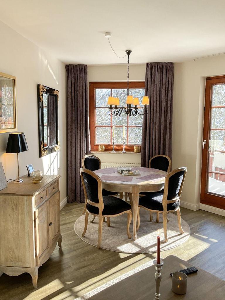 Luxus-Ferienwohnung-Bergblick photo 1