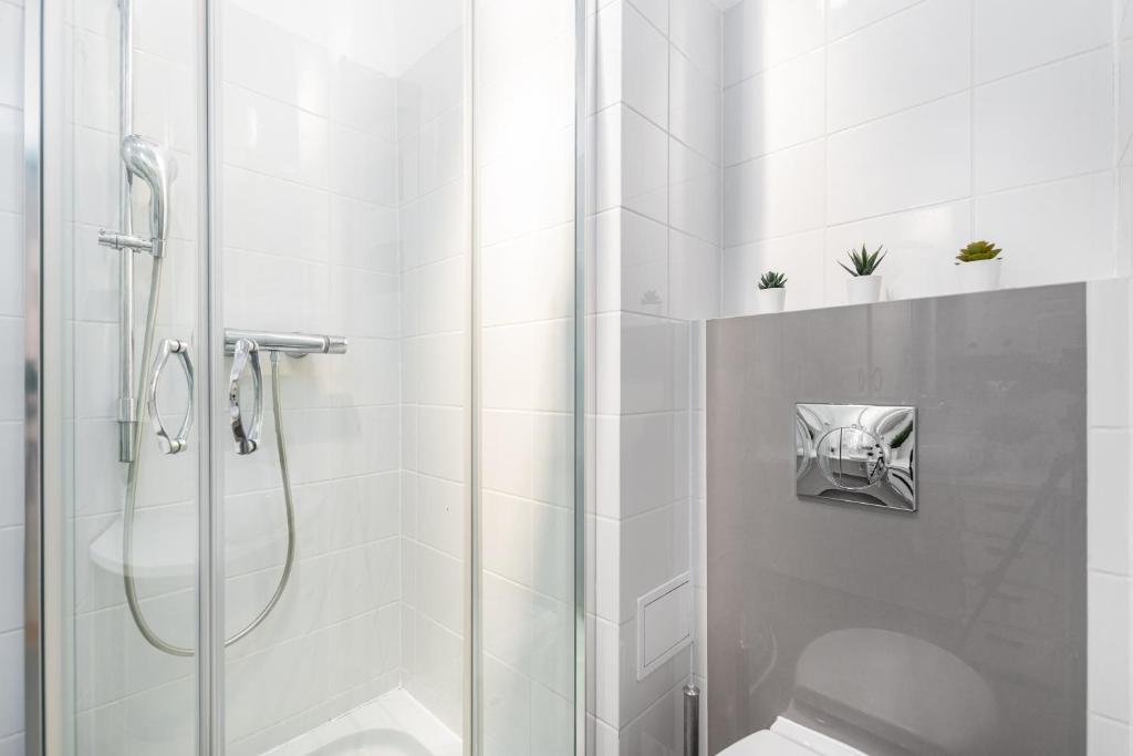 Apartamenty Wawa Centrum by Your Freedom - Tap to explore photos