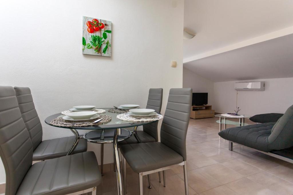 Apartments Katarina B photo 4